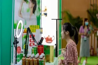 做期货的能直播卖什么东西(做期货直播需要什么证件)