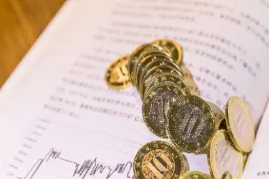 实时黄金价格多少(实时黄金价格多少盎司)_https://www.dglong8.com_道指直播_第1张